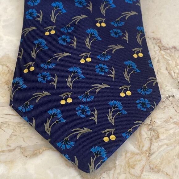 Hermes 100% Silk Tie Floral Blue Dianthus - Picture 3 of 12